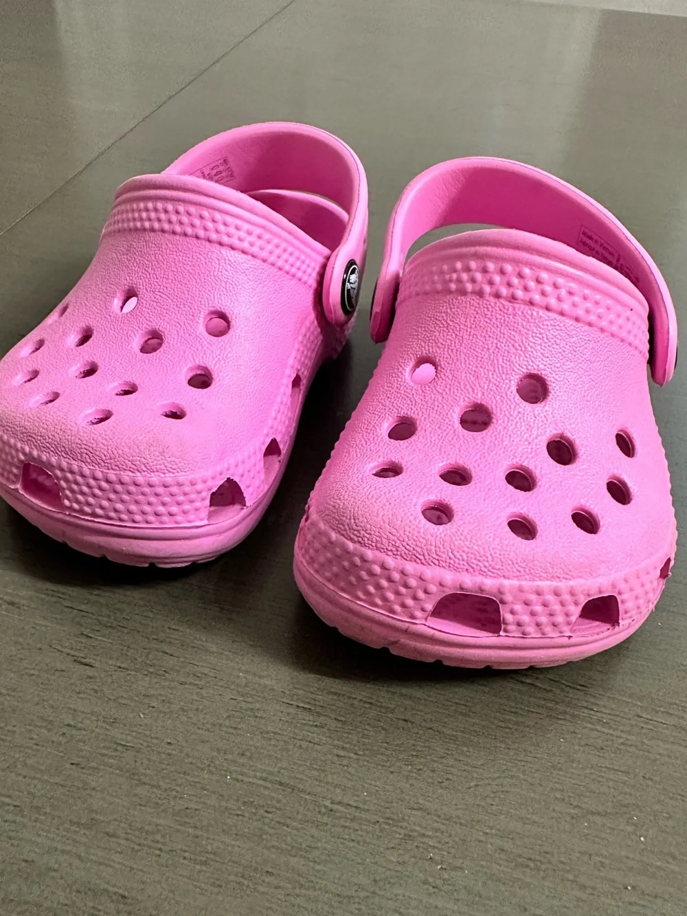 CROCS Infant Classic Clog in Pink